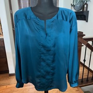 Ann Taylor Appt Neck Blouse Size Medium